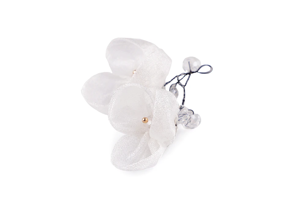 Kvet na drôtiku s brúsenými korálkami hand made