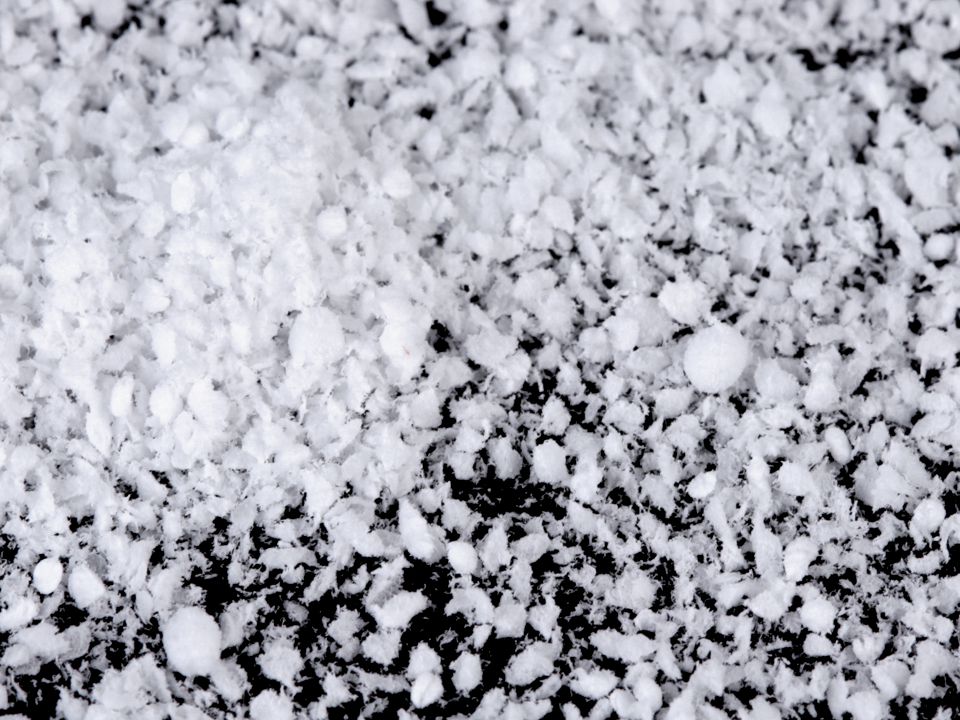 Dekoračný sneh sypaný 13 g - sáčok