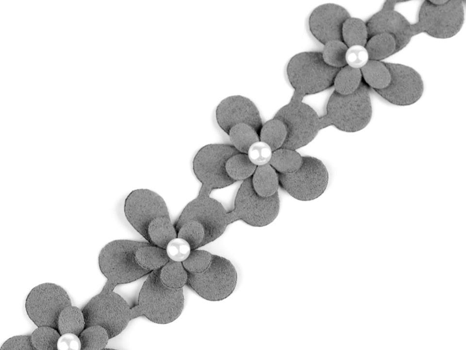 Prámik kvet s perlou - imitácia brúsenej kože šírka 36 mm - 1 m