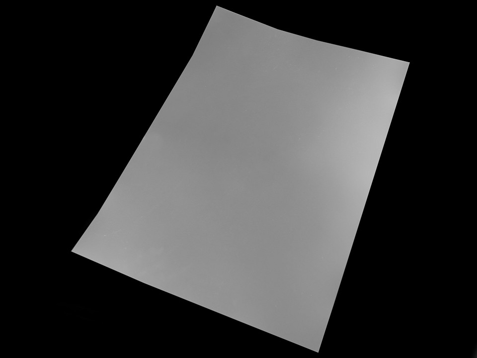 Plastová podložka 45x60 cm na rezanie látok, papiera - 1 ks