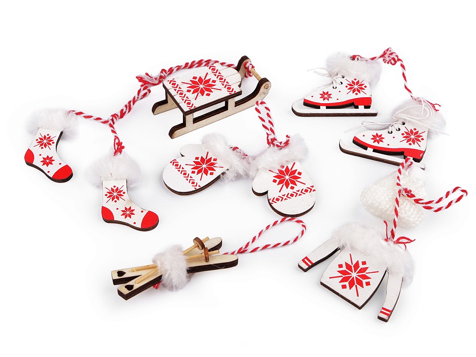 Vianočné dekorácie - sane, lyže, korčule, rukavice, čiapky, bundy, ponožky- 6 ks