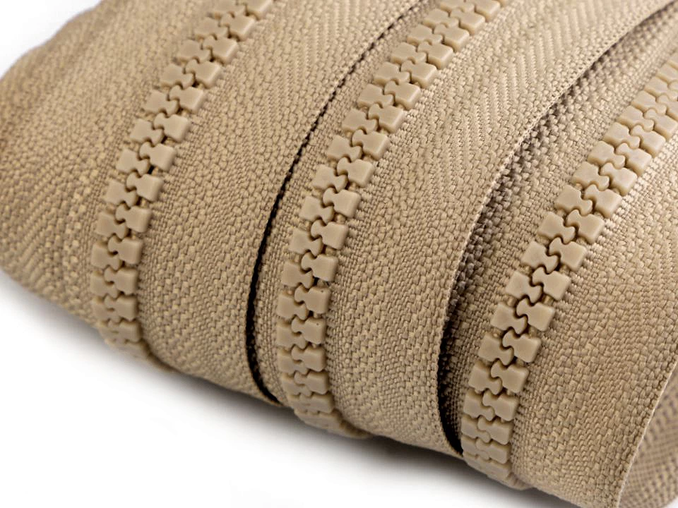 Zips kosticový 5mm metráž -1m