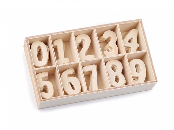 Drevené čísla v krabici - 1ks
