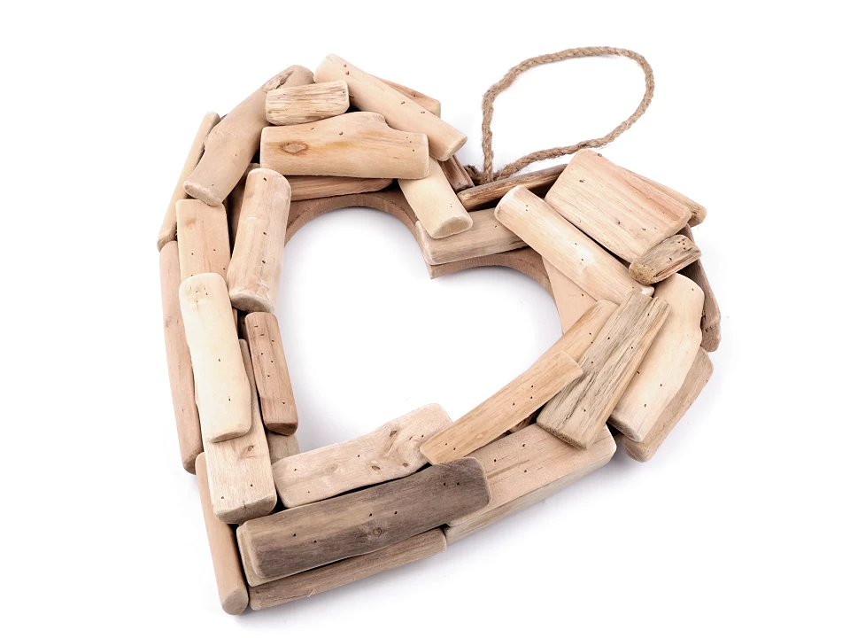 Drevené srdce z náplavového dreva -1ks