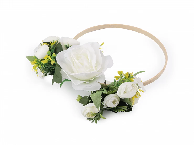 Svadobná dekorácia kruh s kvetmi Ø19,5 cm - 1ks